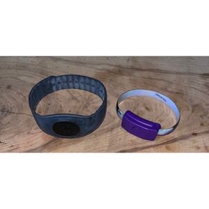 Disney Parks MagicBand 2 Gray & Typhoon Lagoon H2O Glow Wristband Lot USED